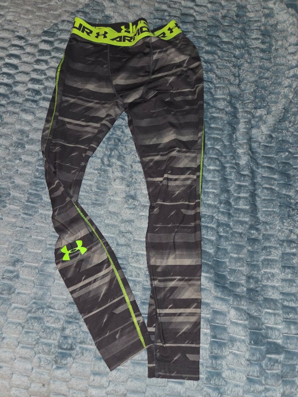 Mens under armour compression leggings large